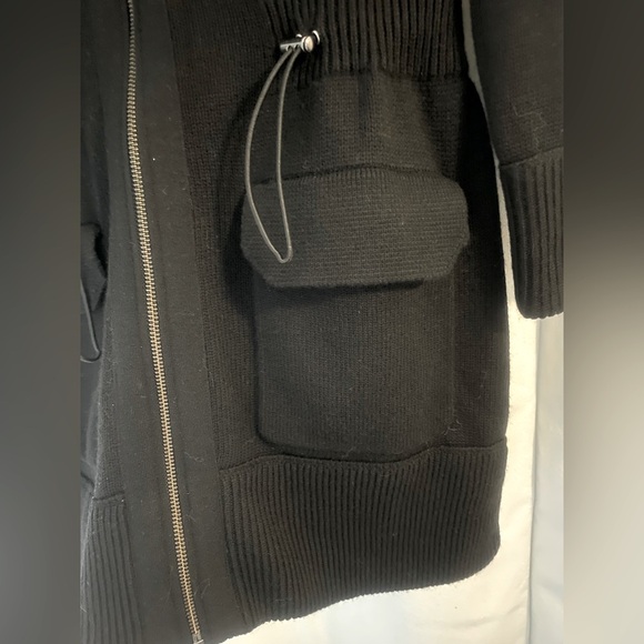 Banana Republic Black Jacket/sweater with Fur Trim Full Zip Banana Republic, Med - Picture 4 of 6